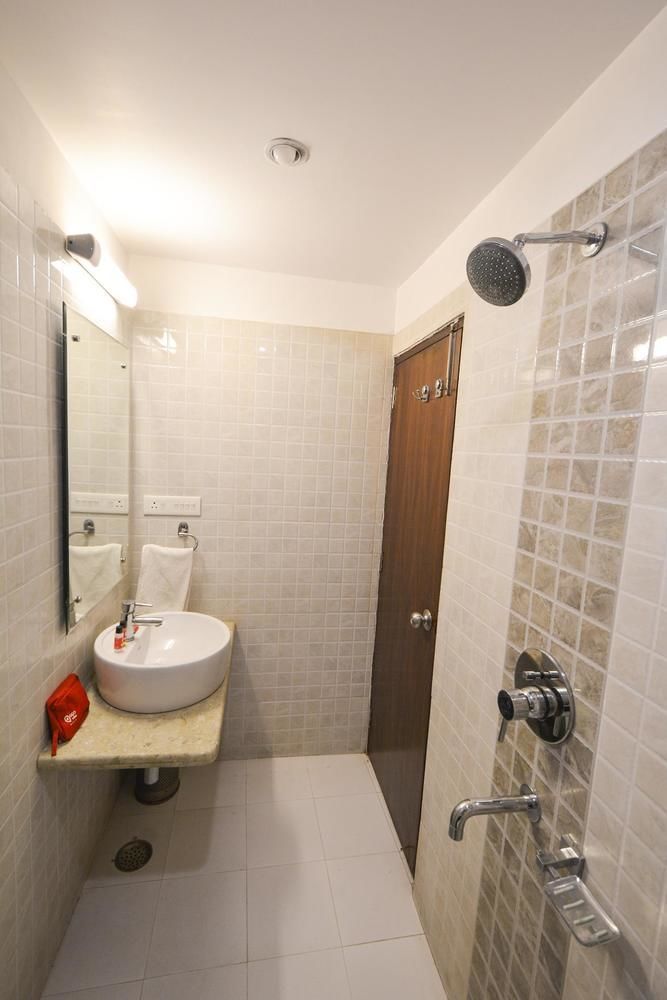 Hotel Oyo Ip Mall Sigra 3*